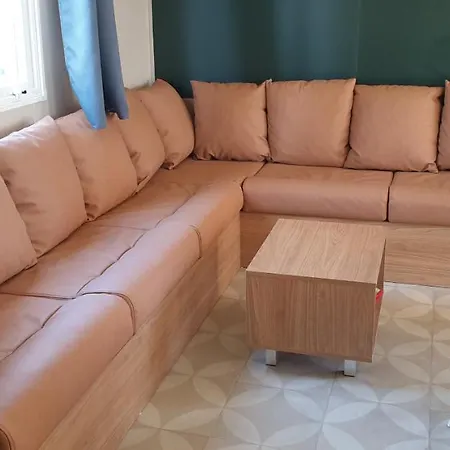 Kemping Les Sables Du Midi *